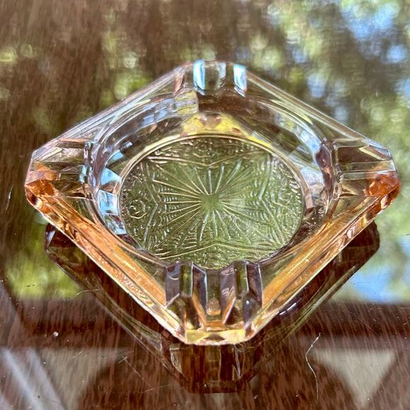 Vintage Ceramic Soap Dish with Bird Motif – European Soaps - Picture 7 of 9